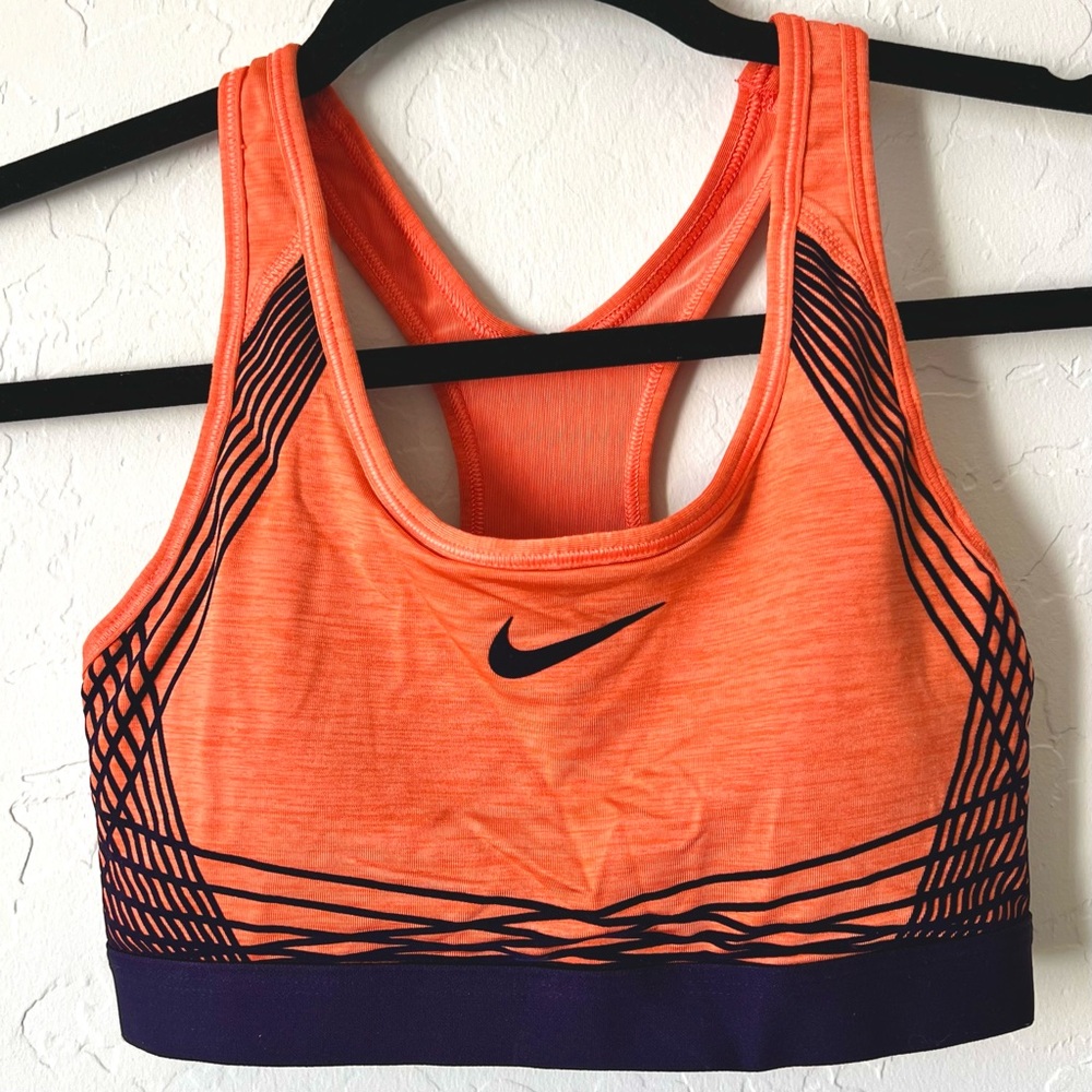 Nike Dri-FitSports Bra - orange & dark purple Small